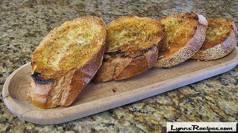 Lynn's Recipes Cooking Tip # 07 --  Grilled Bread